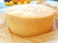 Puszysty biszkopt z 5 jaj na blachę, idealny do tortów. Prosty przepis na pyszne ciasto.