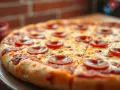 Pizza XXL Domino's: ile cm ma? Sprawdź wymiar i promocje