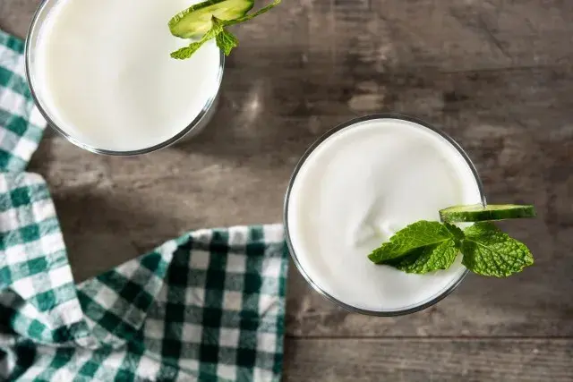 Ayran: Jak zrobić idealny turecki napój z jogurtu w 2 minuty?