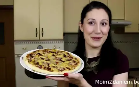 Jak zrobić okrągłą pizzę? Proste techniki ręcznego formowania